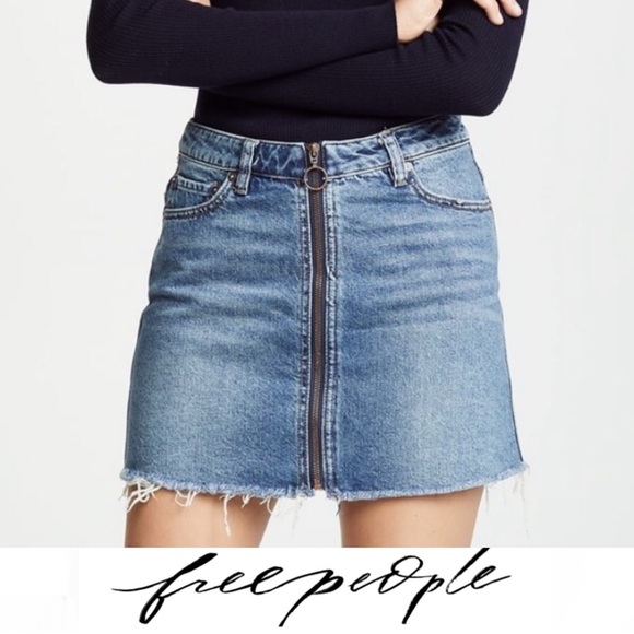 Free People Dresses & Skirts - NWT Free People Zip it Up Frayed Denim Mini Skirth